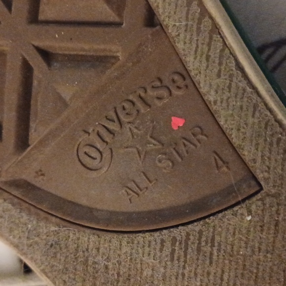 Green Chuck Taylor Converse All Star High Tops - Size 4 (Men) or 6 (Women) - Picture 7 of 10